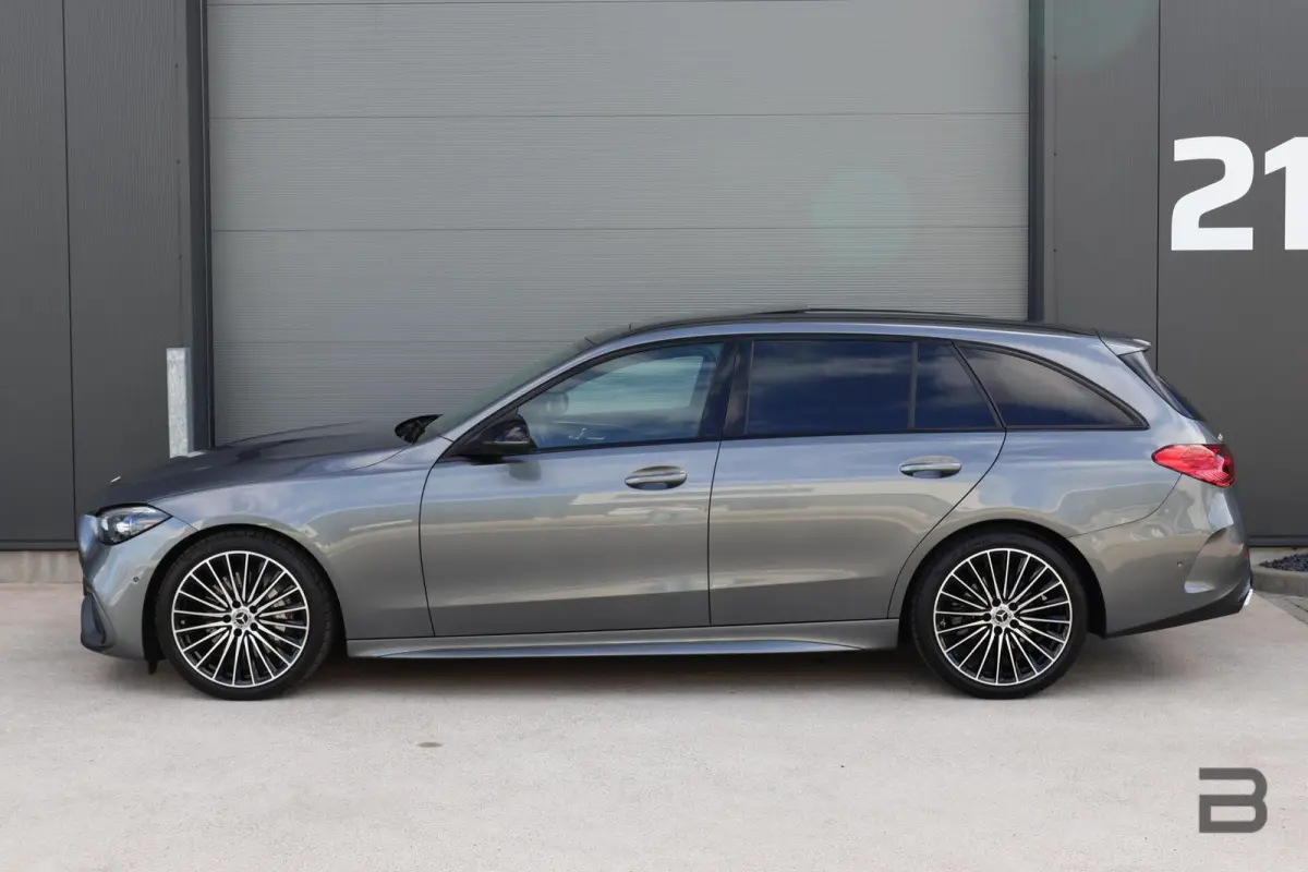 300 d AMG Line / Panoramadak / Memory Stoelen / Burmester Surround / Night Pakket / Trekhaak Wegklapbaar