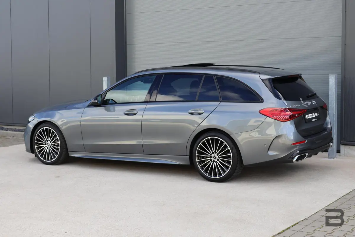 300 d AMG Line / Panoramadak / Memory Stoelen / Burmester Surround / Night Pakket / Trekhaak Wegklapbaar