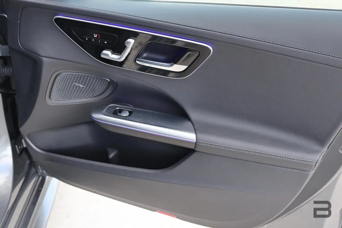 300 d AMG Line / Panoramadak / Memory Stoelen / Burmester Surround / Night Pakket / Trekhaak Wegklapbaar
