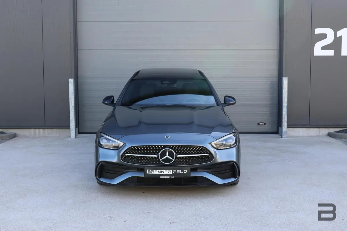 300 d AMG Line / Panoramadak / Memory Stoelen / Burmester Surround / Night Pakket / Trekhaak Wegklapbaar