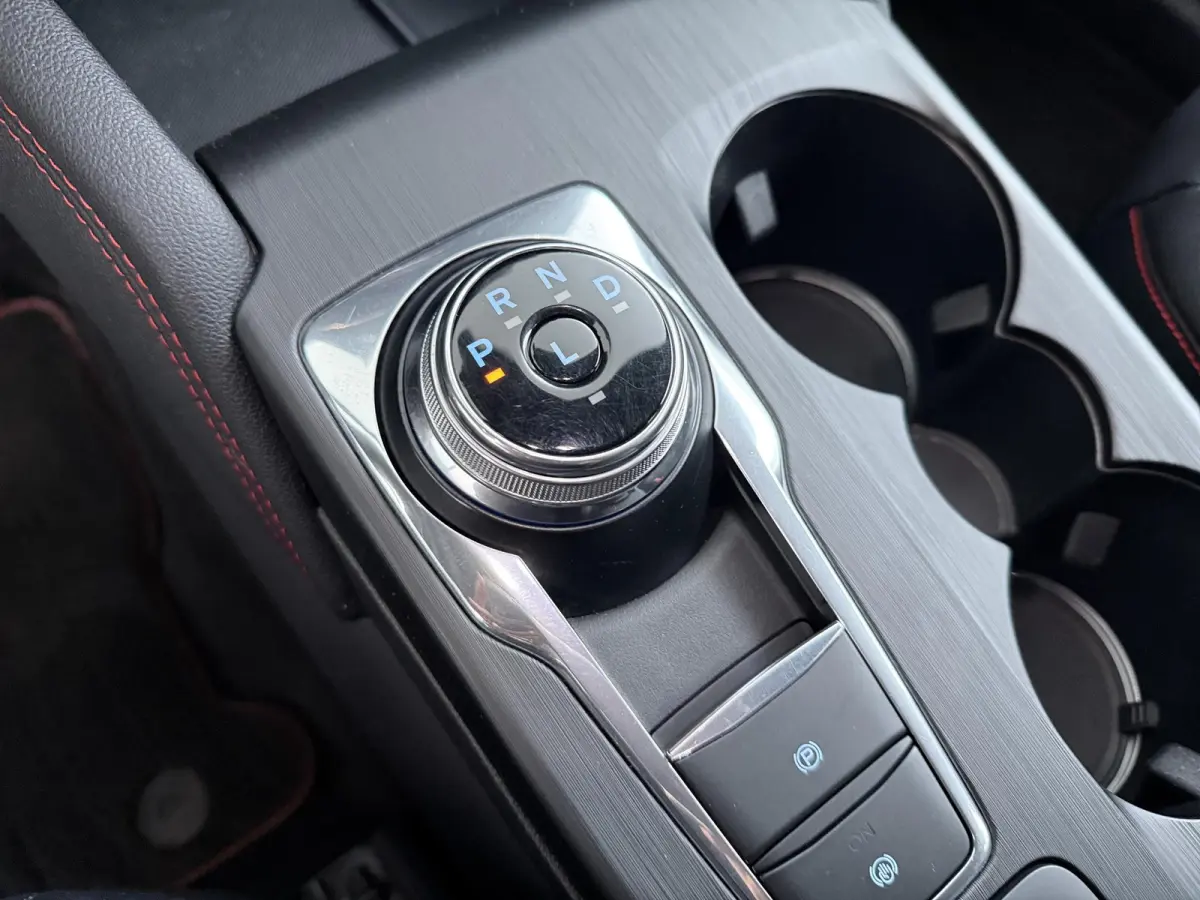 2.5 PHEV ST-Line X | Stoel- & Stuurverw. | Trekhaak |
