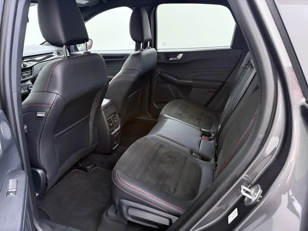 2.5 PHEV ST-Line X | Stoel- & Stuurverw. | Trekhaak |