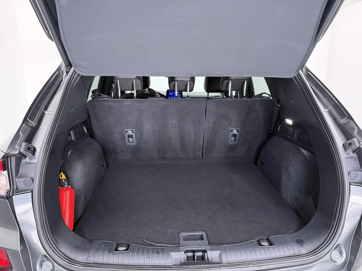 2.5 PHEV ST-Line X | Stoel- & Stuurverw. | Trekhaak |