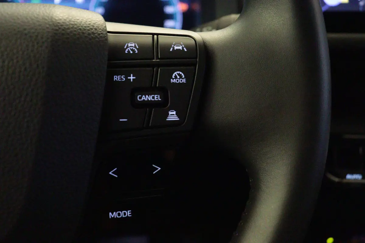 2.0 Plug-in Hybrid 220 Business | APPCONNECT | CAMERA + PDC | STUUR / STOELVERW | ADAP CRUISE |  LANE-ASSIST / WARNING |