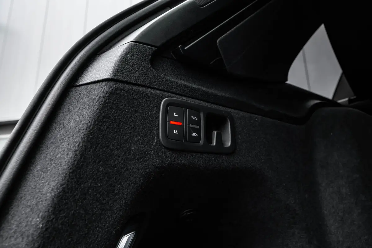 60 TFSI e quattro Pro Line S Competition 490PK | Trekhaak | Panorama Dak | B&O | Laser LED Koplampen | Akoestisch Glas | Valcona Ledere Bekleding