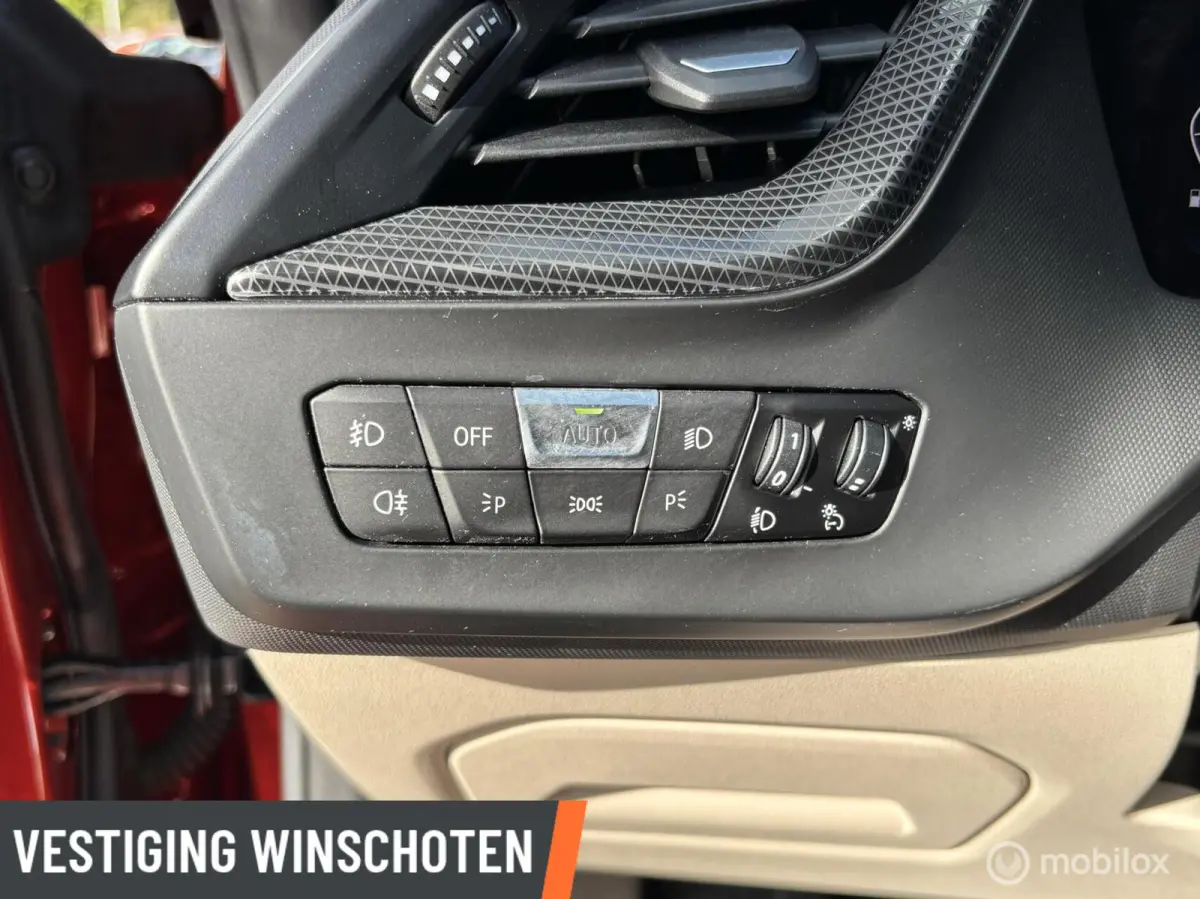 218i Executive | Stoel/stuurverwarming | Cruise | Clima |