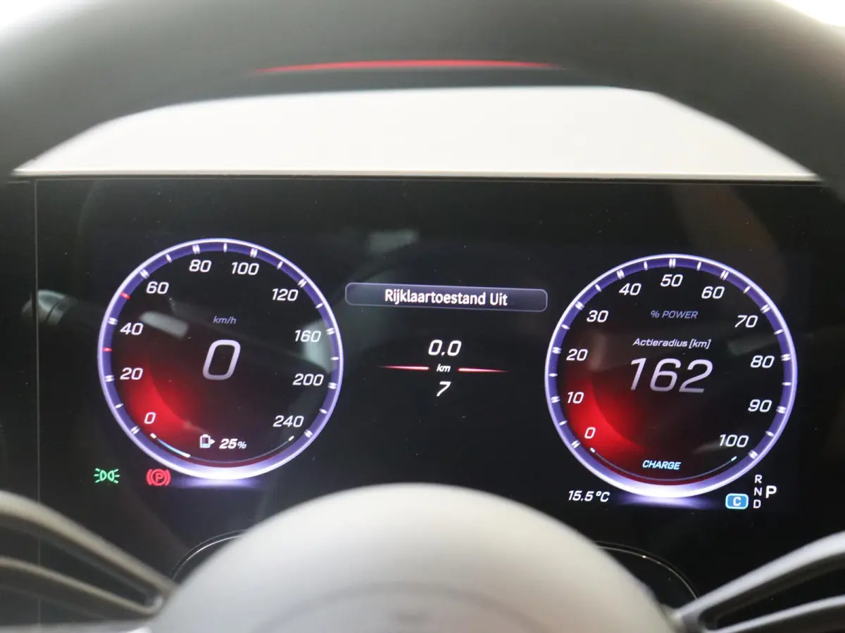400 4MATIC Launch Edition 94 kWh / Winterpakket / Sky-control / Superscreen / Burmester / 20inch / 22Kw /