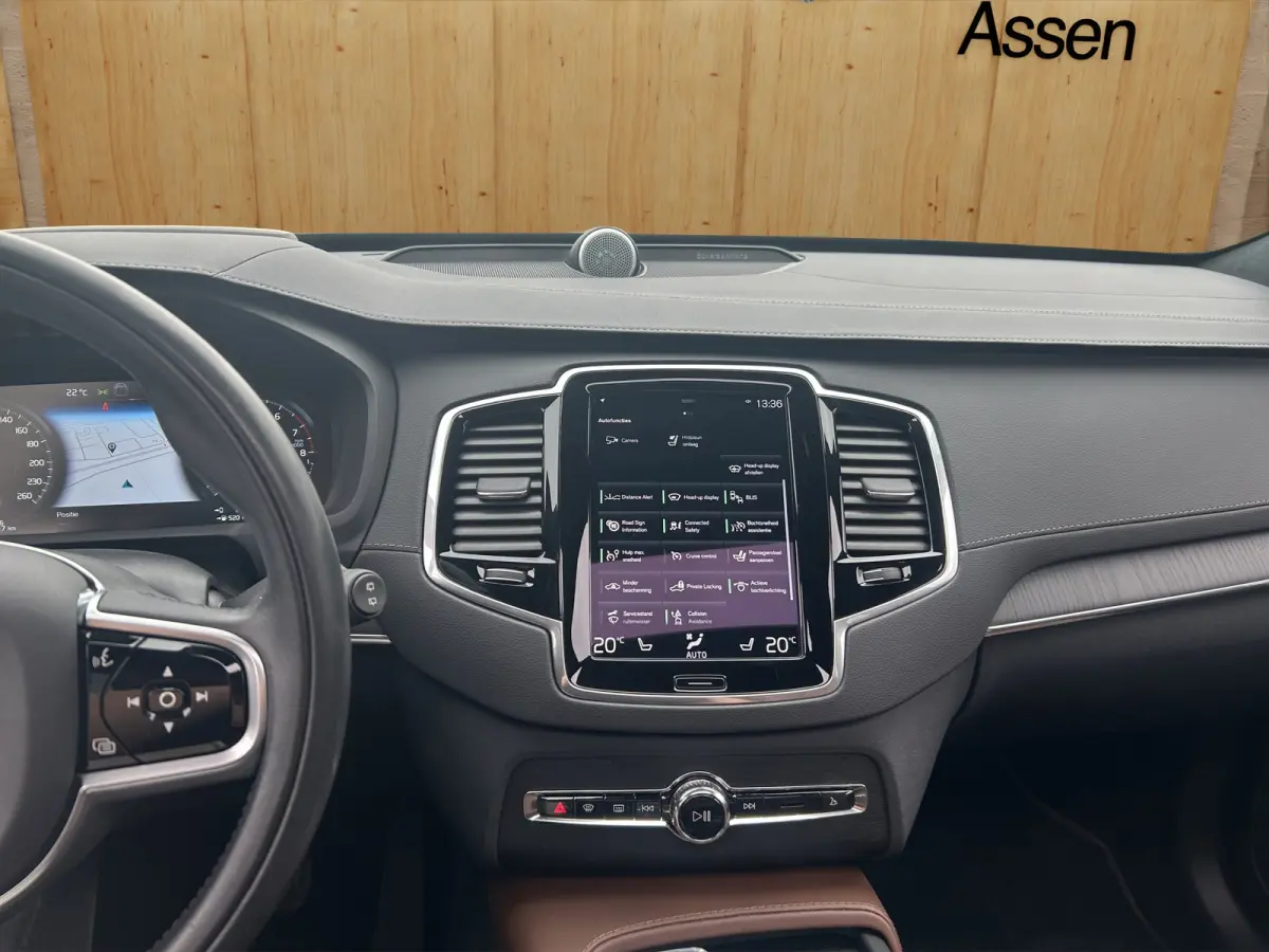 2.0 T8 Recharge AWD Inscription Exclusive | Luchtvering | Bowers & Wilkins | 360 Camera | Gelamineerd Glas | Trekhaak | Stoel Massage + Ventilatie