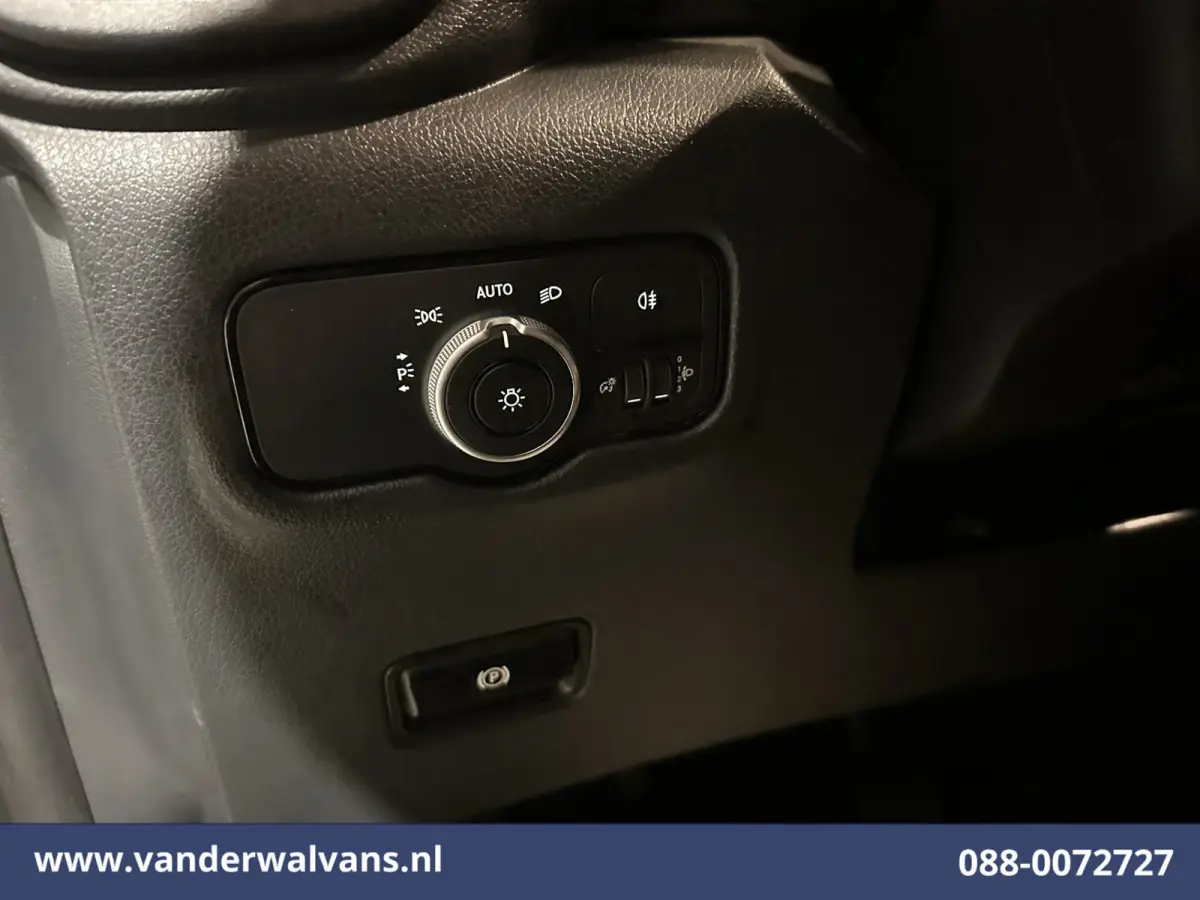 114 CDI 136pk L2H1 Euro6 Airco | Camera | Cruisecontrol | Parkeersensoren Bijrijdersbank, Achterklep