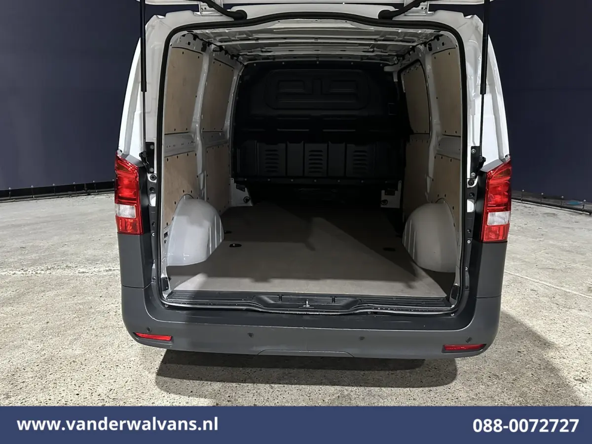 114 CDI 136pk L2H1 Euro6 Airco | Camera | Cruisecontrol | Parkeersensoren Bijrijdersbank, Achterklep