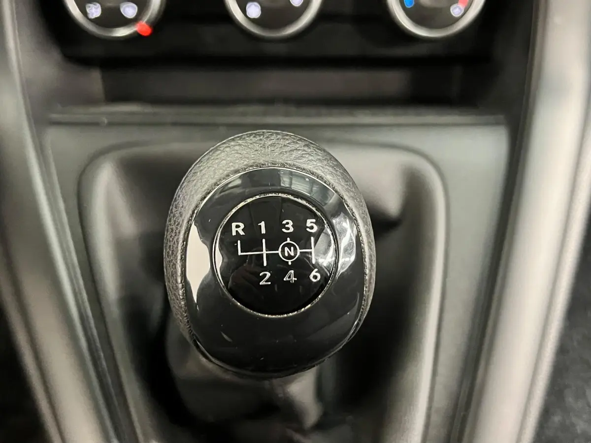 108 CDI L1 Pro Airco Apple Carplay/Android Auto Camera Navigatie Parkeersensoren Cruise Control