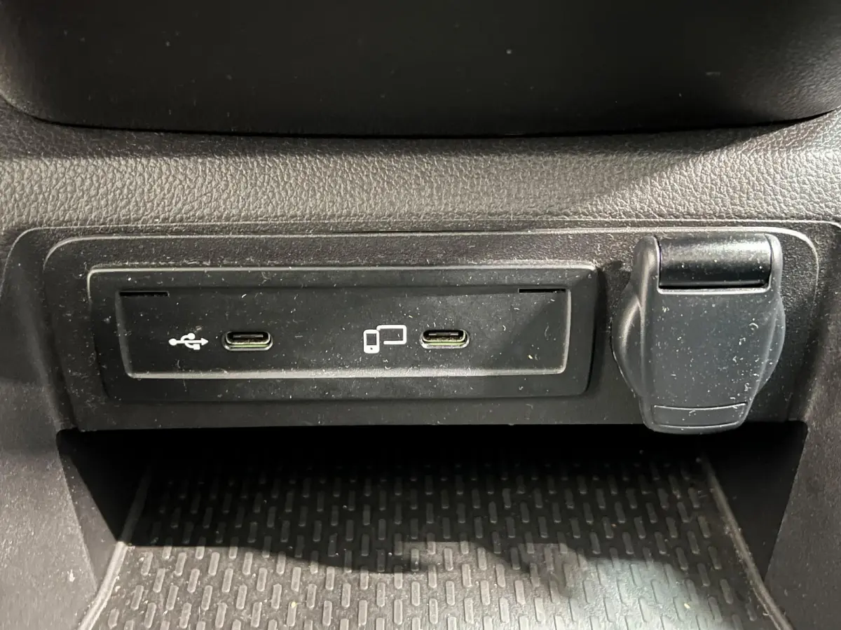 108 CDI L1 Pro Airco Apple Carplay/Android Auto Camera Navigatie Parkeersensoren Cruise Control