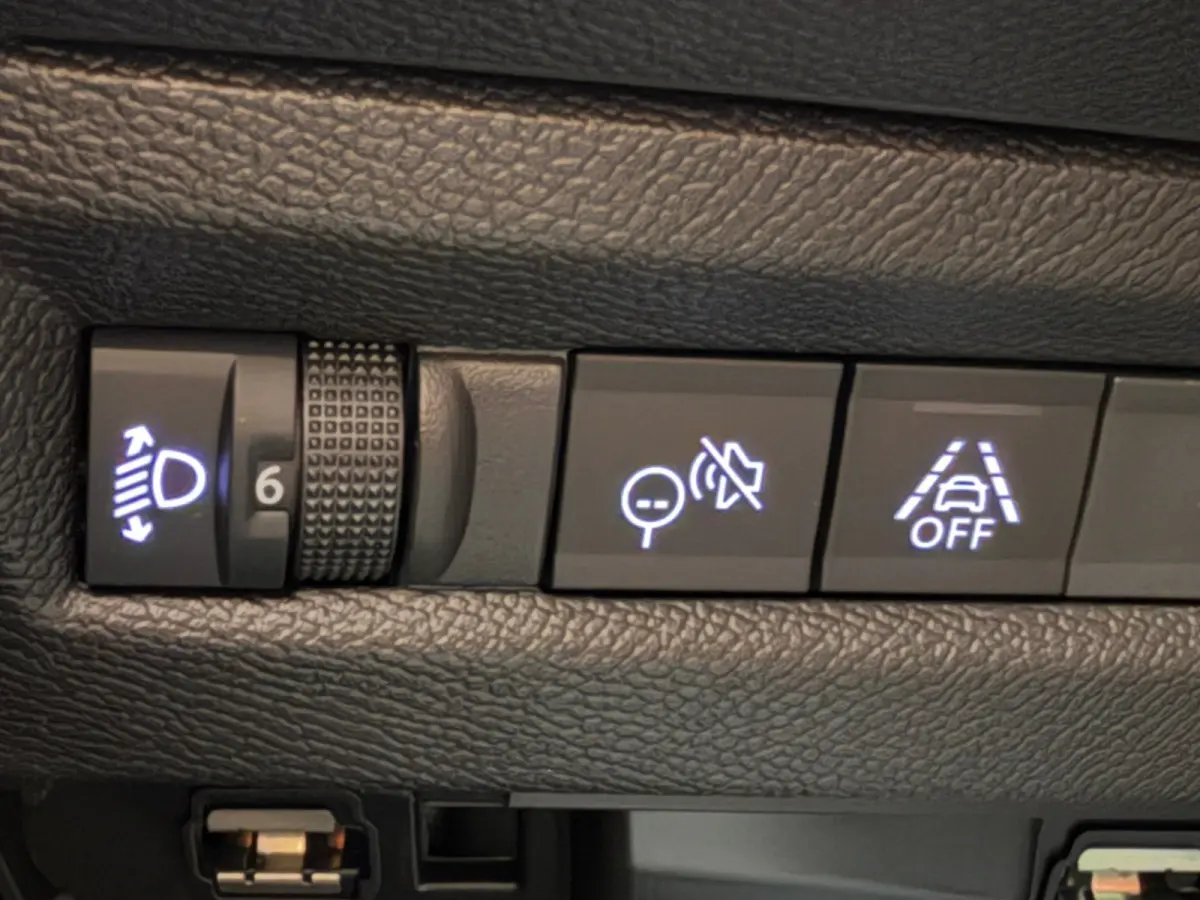 1.2 Turbo Hybrid GS Stoel+Stuur verwarming | Navigatie | Voorruitverwarming | Apple Carplay/Android Auto | Achteruitrijcamera | Apple Carplay/Android Auto|telefoonintegratie premium | Automa