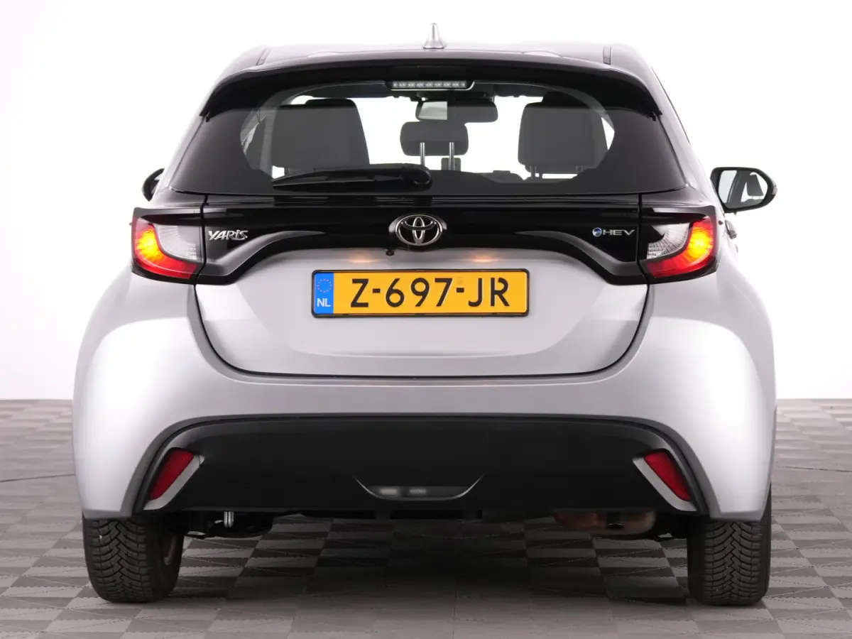 1.5 Hybrid 115 Active | CARPLAY | ECC | VELGEN ✅ 1e Eigenaar !