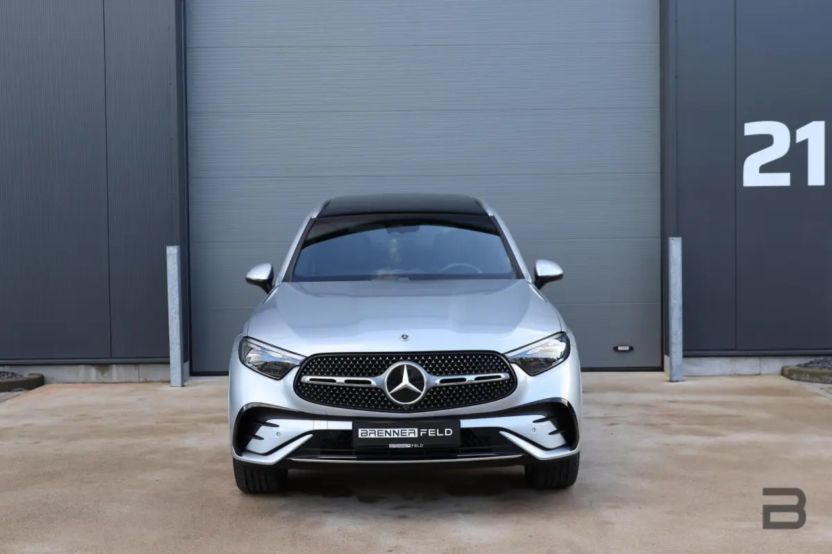 4MATIC AMG Line / Panoramadak / Memory Stoelen / Burmester Surround / Night Pakket / Trekhaak Wegklapbaar