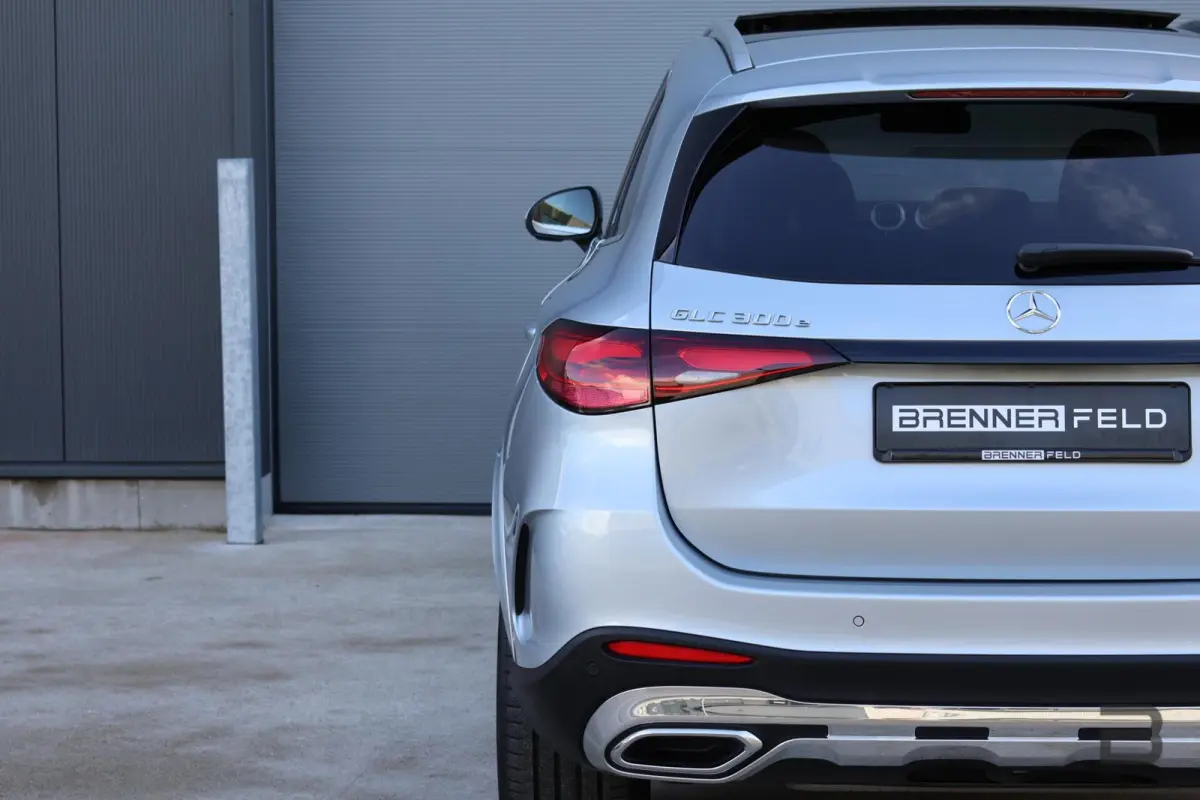4MATIC AMG Line / Panoramadak / Memory Stoelen / Burmester Surround / Night Pakket / Trekhaak Wegklapbaar