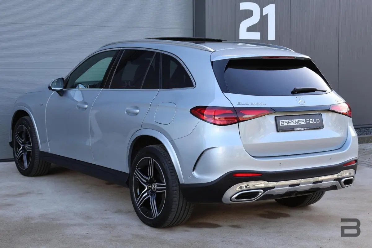4MATIC AMG Line / Panoramadak / Memory Stoelen / Burmester Surround / Night Pakket / Trekhaak Wegklapbaar