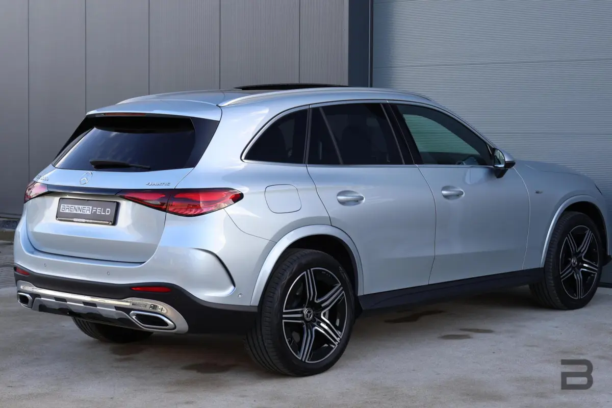 4MATIC AMG Line / Panoramadak / Memory Stoelen / Burmester Surround / Night Pakket / Trekhaak Wegklapbaar