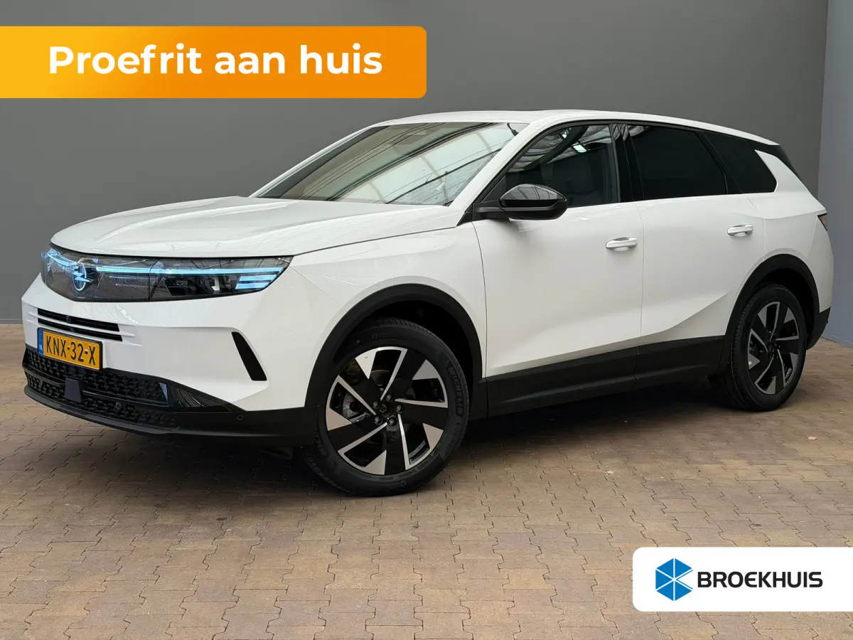 1.2 Turbo Hybrid Business Edition Focal | Panoramadak | HUD | Carplay/Android Auto | Navigatie | Stoelverwarming| Achteruitrijcamera | Adaptive Cruise Control met slimme snelheidsbegrenzer e