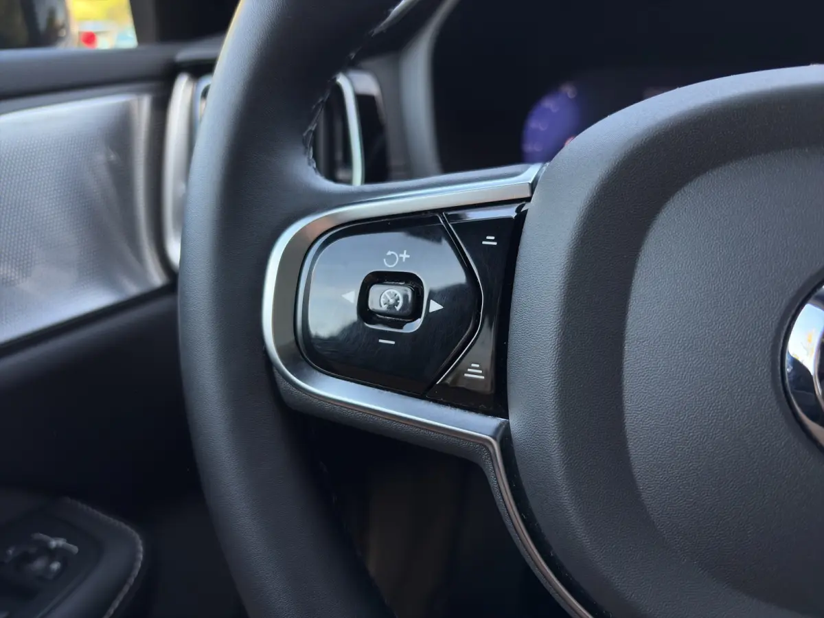 2.0 T8 Plug-in hybrid AWD Polestar Engineered | Heico Uitlaat Systeem | Bowers & Wilkins | Trekhaak | Stoel + Stuur Verwarming | 360 Camera |
