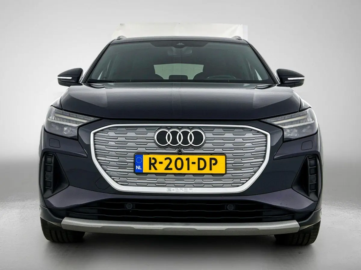 40 Launch edition Advanced 77 kWh 204 PK | Automaat | Navigatie | Camera | Stoelverwarming | Parkeersensoren | LED | Lichtmetalen velgen | Warmtepomp | Stoelverwarming |