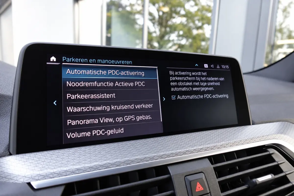 XDrive30e High Executive PANO KEYLESS 360