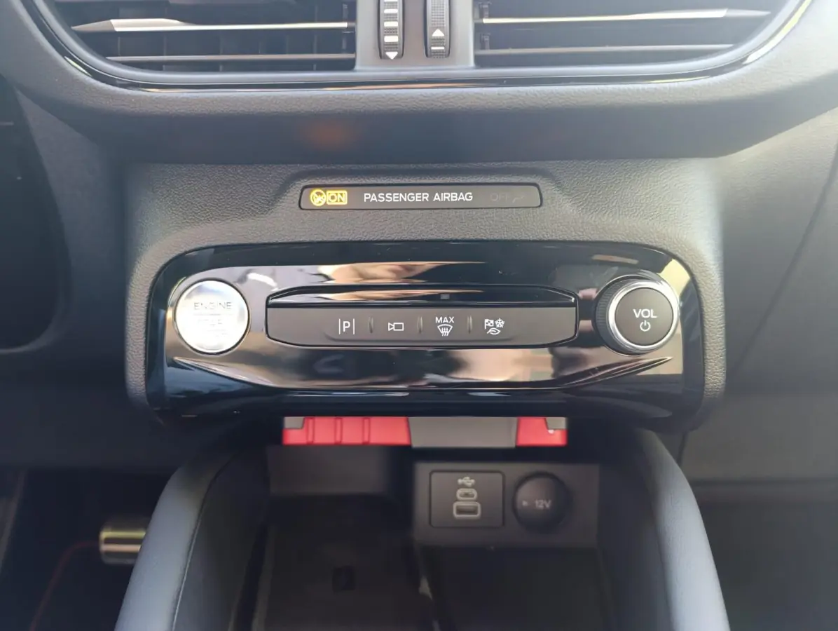 2.5 PHEV ST-Line X | VOORRAAD! | Black Pack | Panodak | Elek. trekhaak | Adaptive Cruise | AGR stoelen met memory | Stoel/stuur voorruitverwarming | B&O Audio | Dodehoekdetectie | Elek. klep