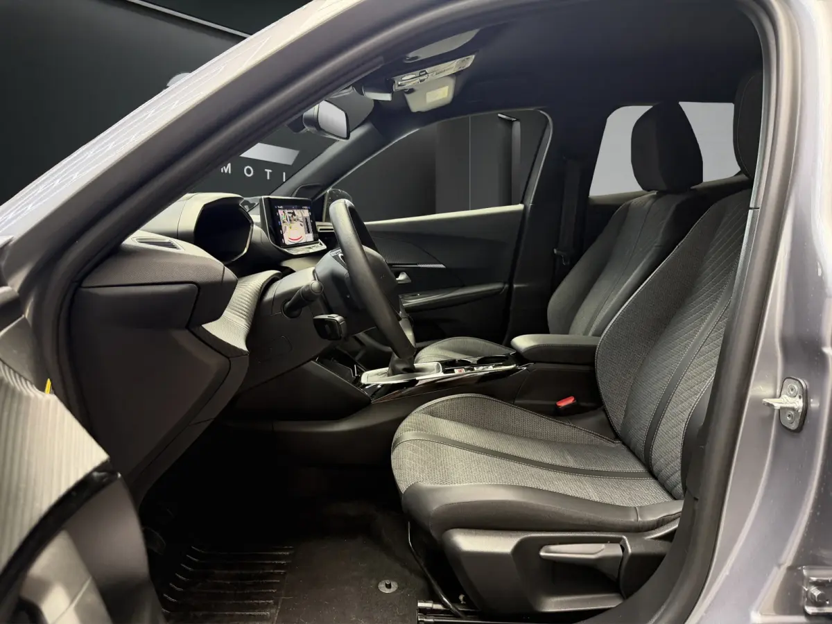 1.2 PureTech 100 Allure | Apple Car Play | Nieuwstaat