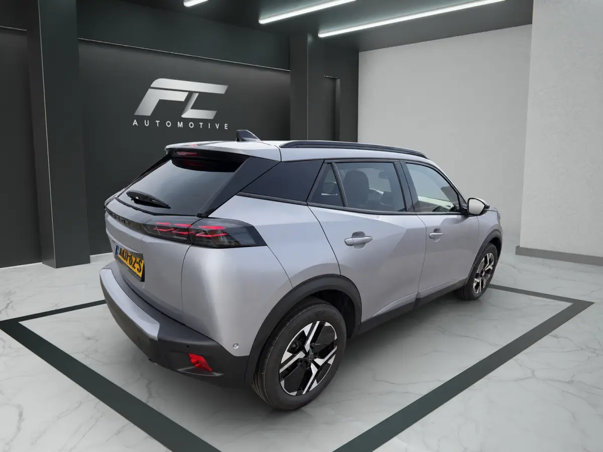 1.2 PureTech 100 Allure | Apple Car Play | Nieuwstaat