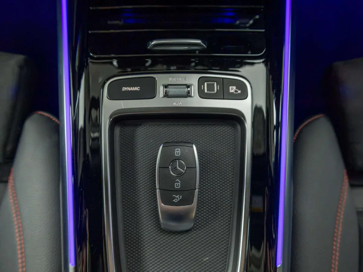 200 Star Edition AMG Line Plus | Panorama dak | Trekhaak