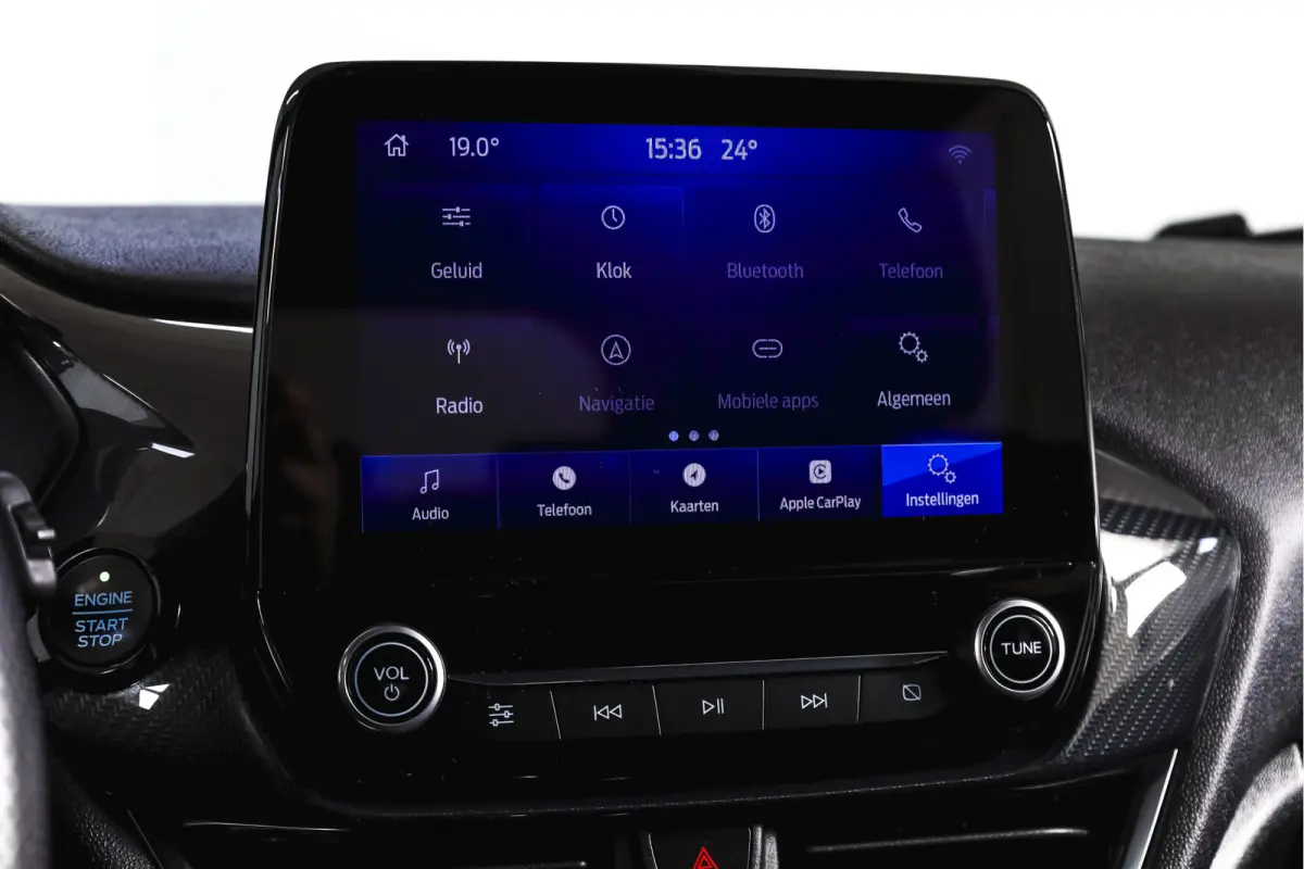 1.0 EcoBoost 100 PK ST-Line Orig. NL | Cruise | Winterpakket | PDC | Camera | NAV + App. Connect | ECC | LM 17" |