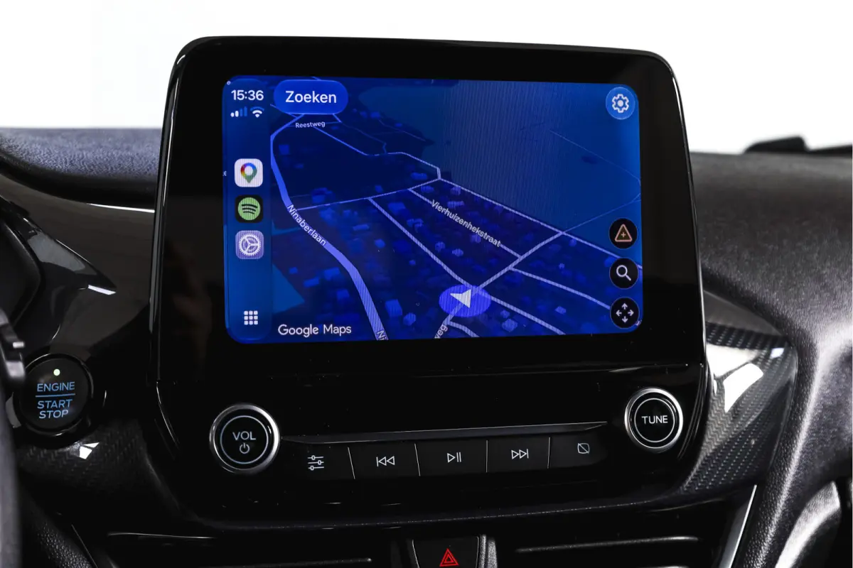 1.0 EcoBoost 100 PK ST-Line Orig. NL | Cruise | Winterpakket | PDC | Camera | NAV + App. Connect | ECC | LM 17" |