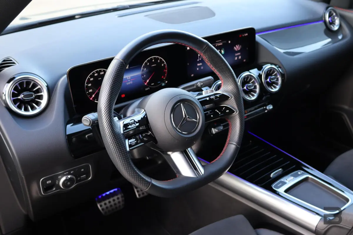 200 AMG Line / Panoramadak / Keyless-Go / 360 Camera / Stuurwielverwarming / Trekhaak Wegklapbaar