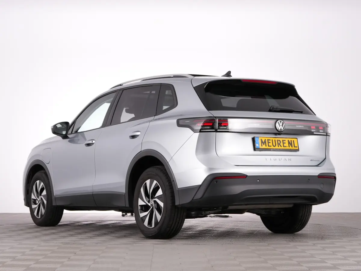 1.5 eHybrid PHEV Business Premium | LEDER | PANORAMADAK | ERGO SEATS | Trekhaak !