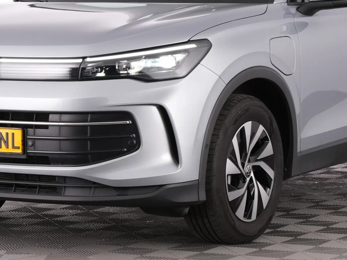 1.5 eHybrid PHEV Business Premium | LEDER | PANORAMADAK | ERGO SEATS | Trekhaak !