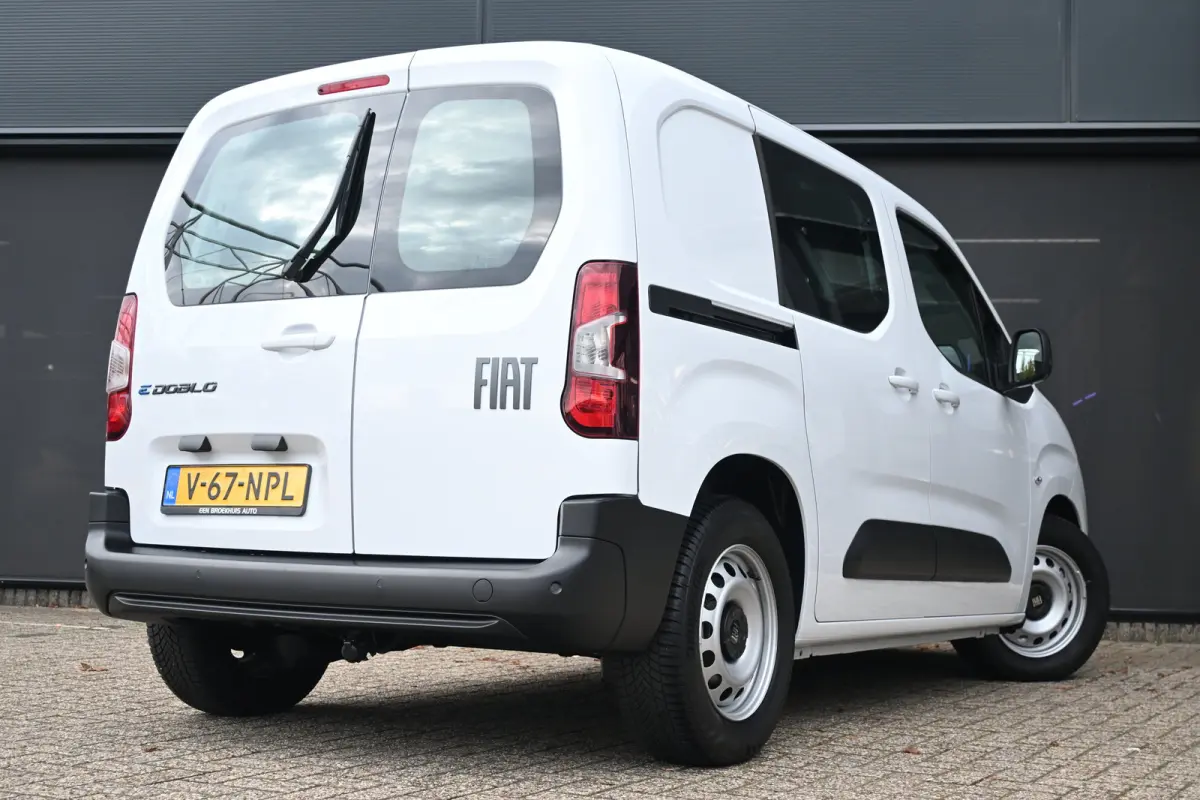 136 L1 50 kWh Tot 8 Jaar Garantie! | 2x Schuifdeur | Cruise Control | Airco | !!