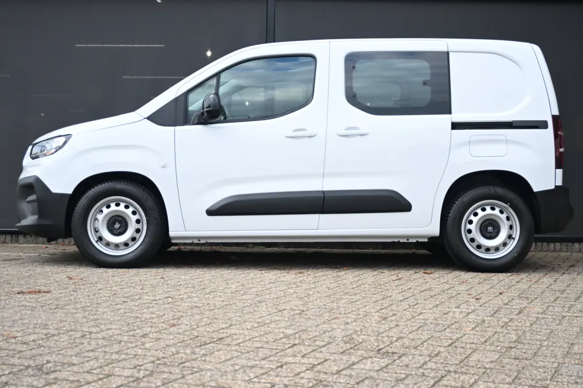 136 L1 50 kWh Tot 8 Jaar Garantie! | 2x Schuifdeur | Cruise Control | Airco | !!