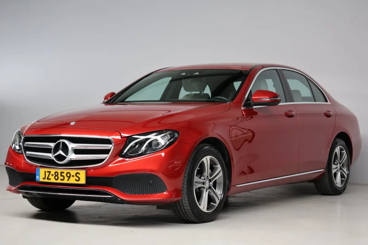 200 Ambition 1e eigenaar | head-up | widescreen | leder | led verlichting | camera | dealer onderhouden