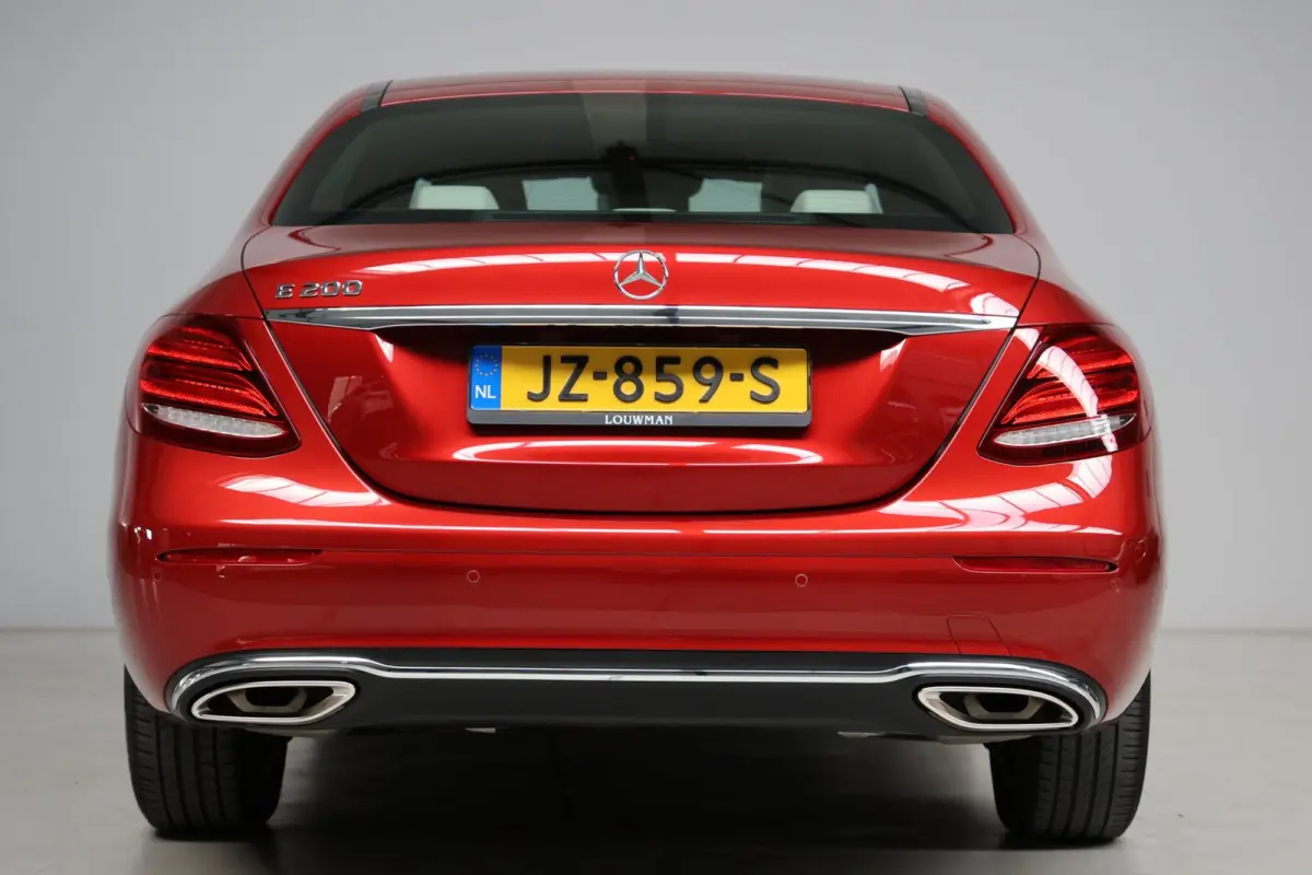 200 Ambition 1e eigenaar | head-up | widescreen | leder | led verlichting | camera | dealer onderhouden