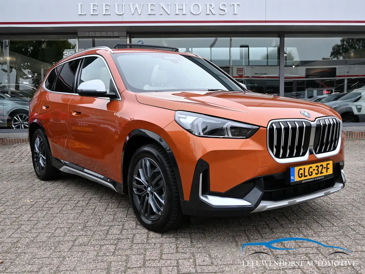 xDrive30e, 150 pk, full option,  uniek, dealerauto, SOH 95,5%