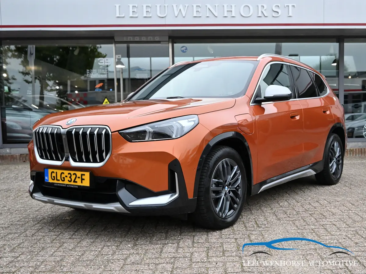 xDrive30e, 150 pk, full option,  uniek, dealerauto, SOH 95,5%