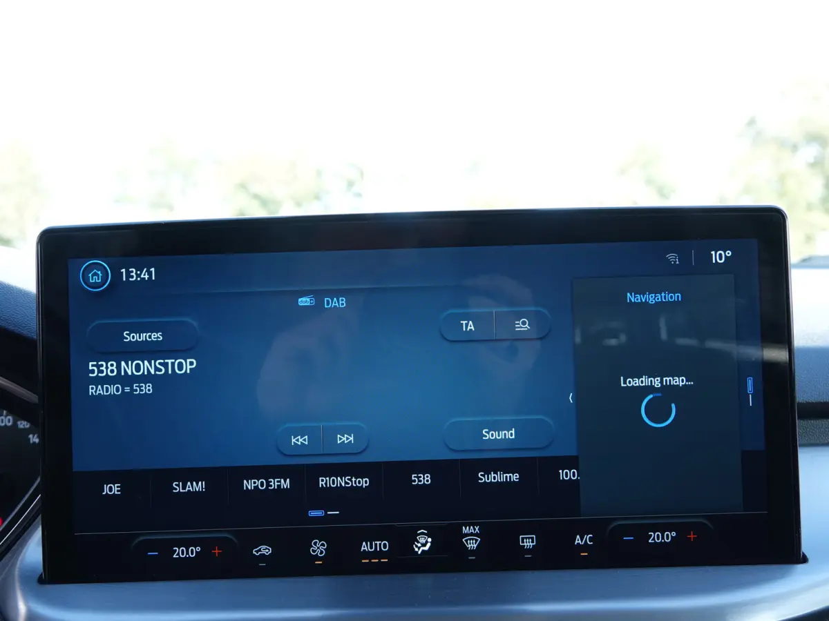 1.0 EcoBoost 155PK Hybrid Titanium AUTOM. | TREKH. | NAVI | CRUISE | LMV