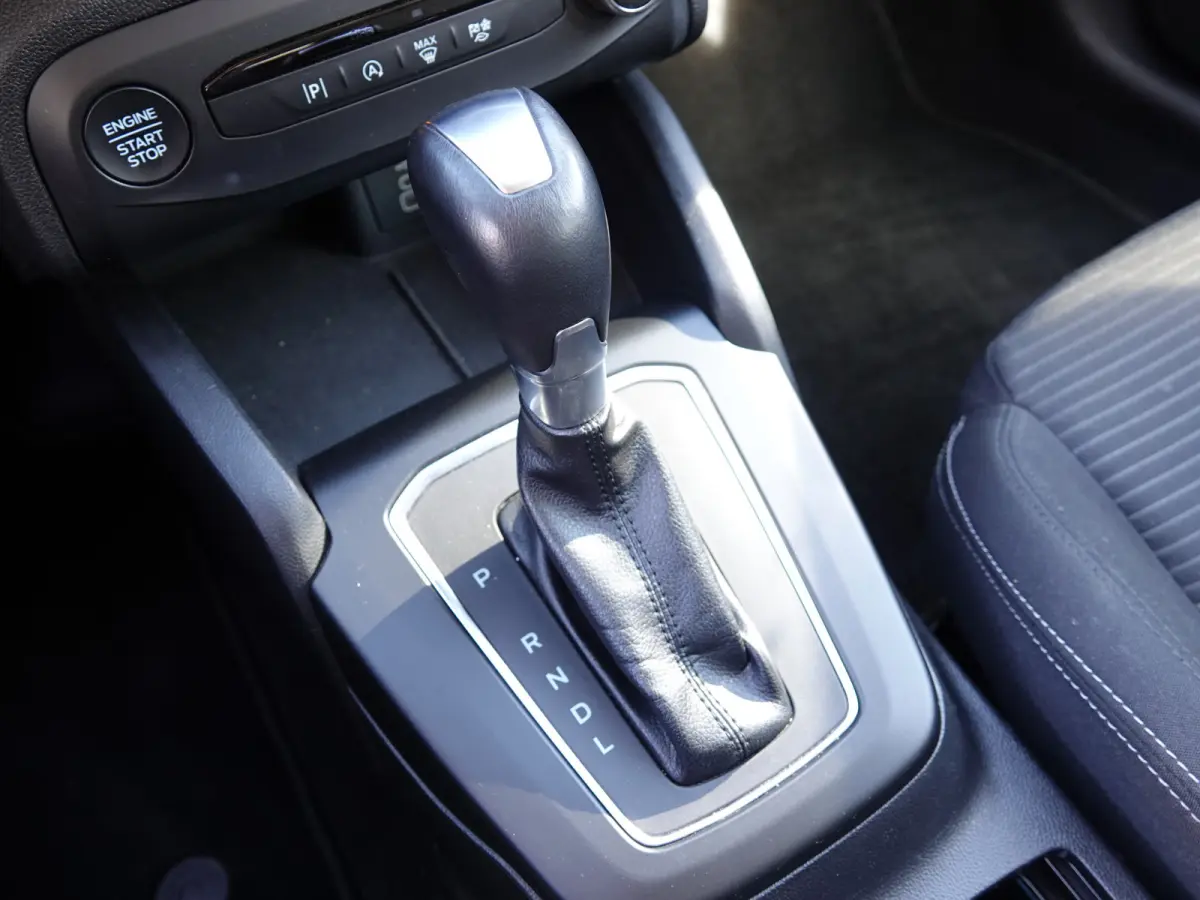 1.0 EcoBoost 155PK Hybrid Titanium AUTOM. | TREKH. | NAVI | CRUISE | LMV