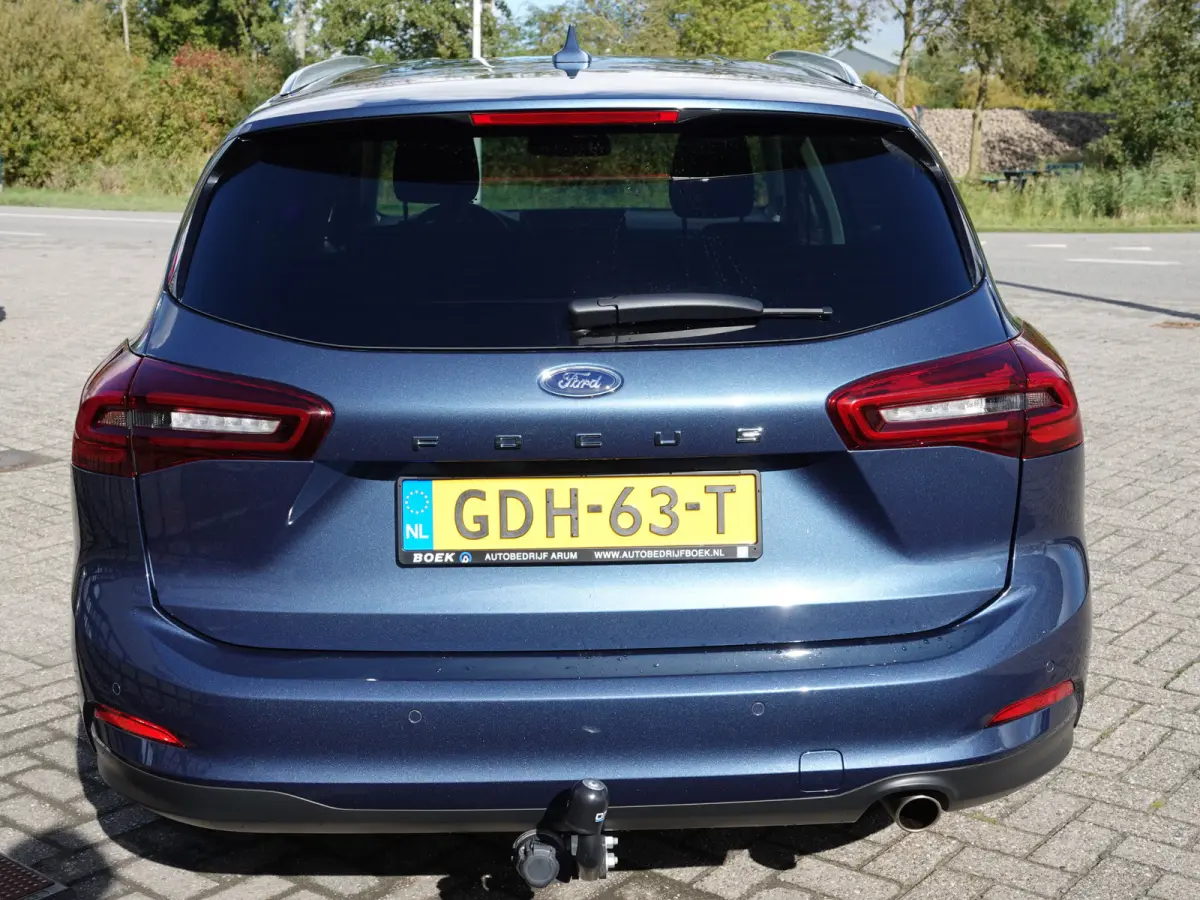 1.0 EcoBoost 155PK Hybrid Titanium AUTOM. | TREKH. | NAVI | CRUISE | LMV
