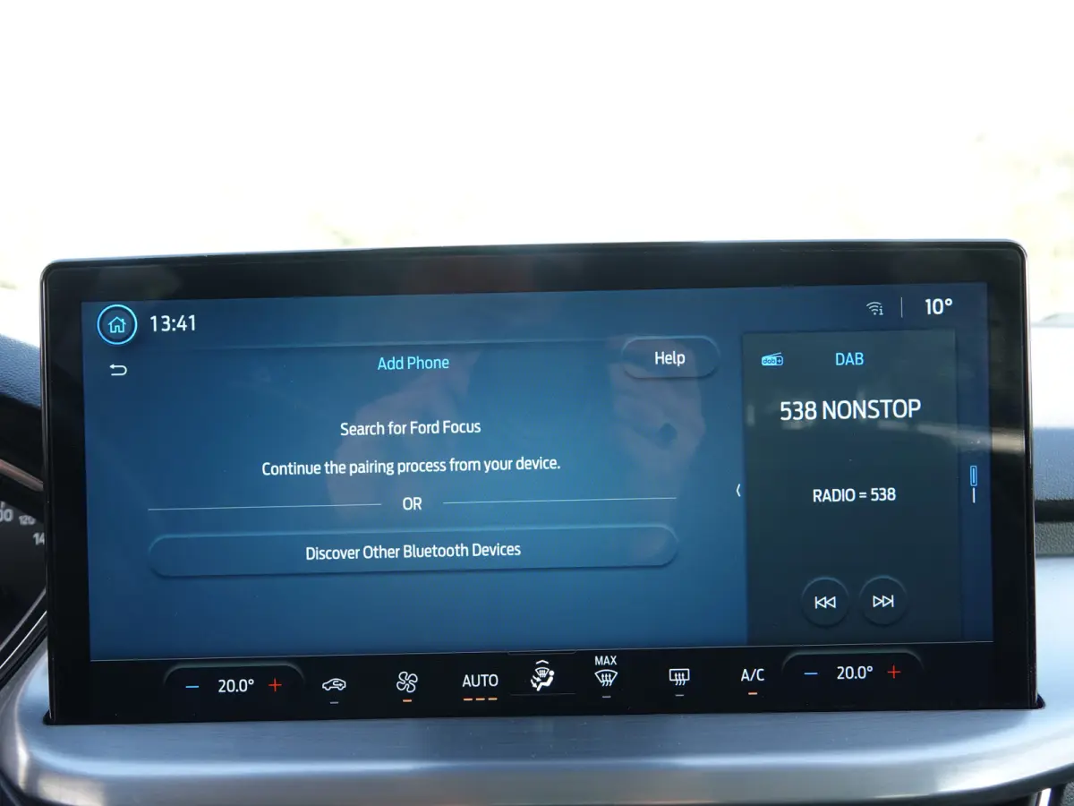 1.0 EcoBoost 155PK Hybrid Titanium AUTOM. | TREKH. | NAVI | CRUISE | LMV
