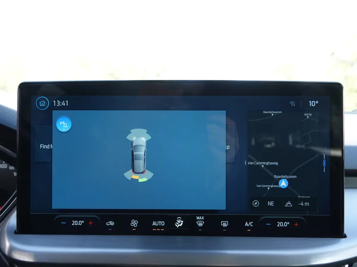 1.0 EcoBoost 155PK Hybrid Titanium AUTOM. | TREKH. | NAVI | CRUISE | LMV