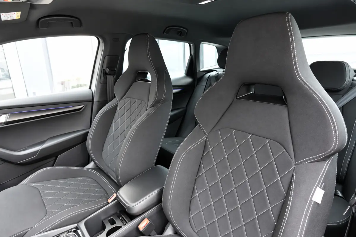 1.5 TSI ACT Sportline Business KEYLESS CAM SFEER