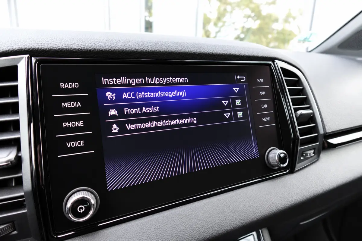 1.5 TSI ACT Sportline Business KEYLESS CAM SFEER