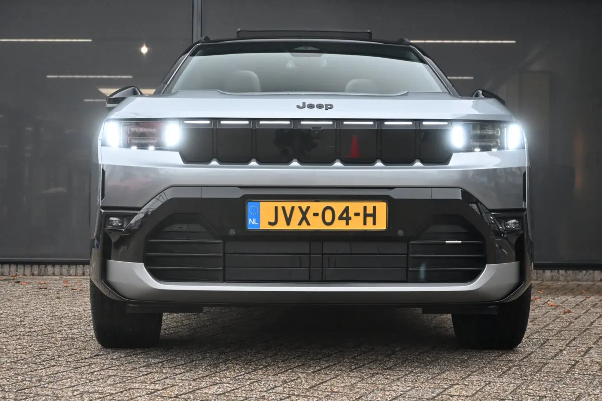 First Edition 74 kWh Tot 8 Jaar Garantie! | Premium + Convience Pack | Schuif-/Kanteldak | Warmtepomp | Elektr. Stoelen | Adaptive Cruise | Elektr. Achterklep | 20"LMV | LED-Matrix | !!