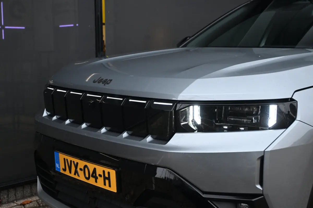 First Edition 74 kWh Tot 8 Jaar Garantie! | Premium + Convience Pack | Schuif-/Kanteldak | Warmtepomp | Elektr. Stoelen | Adaptive Cruise | Elektr. Achterklep | 20"LMV | LED-Matrix | !!
